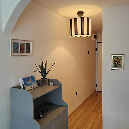 Sunny Apartment Split
