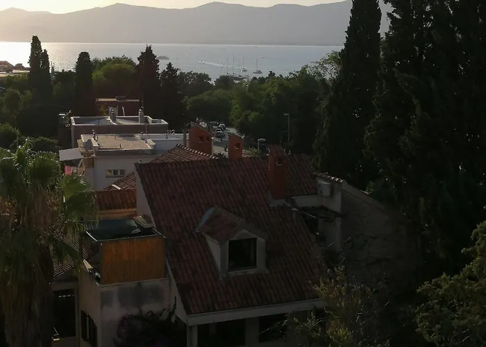 Sunny Апартаменти *